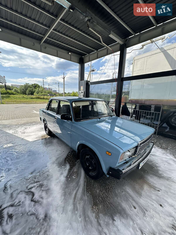 Седан ВАЗ / Lada 2107 1989 в Львові