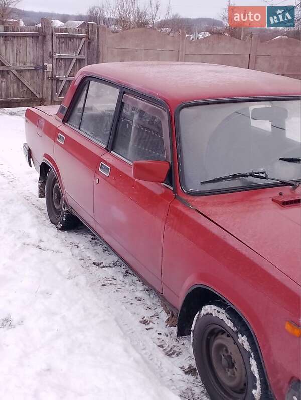 Седан ВАЗ / Lada 2107 1994 в Охтирці