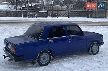 Седан ВАЗ / Lada 2107 1990 в Шостке