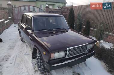 Седан ВАЗ 2107 2001 в Остроге