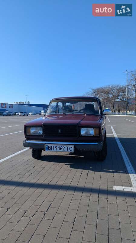 Седан ВАЗ / Lada 2107 2000 в Одессе фото 13 Седан ВАЗ / Lada 2107 2000 в Одессе