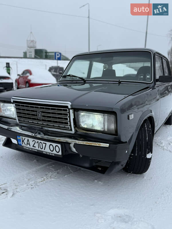 Седан ВАЗ / Lada 2107 2008 в Києві