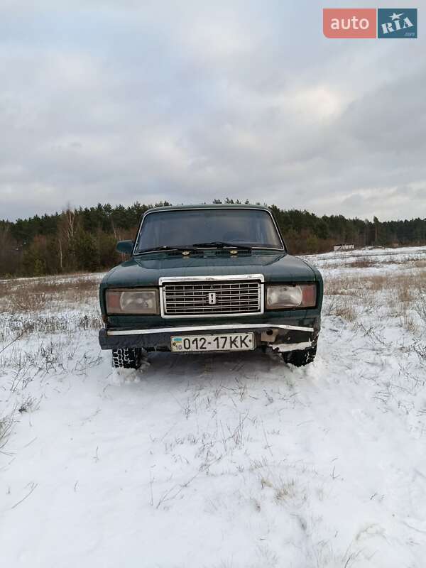 Седан ВАЗ / Lada 2107 1991 в Любешове