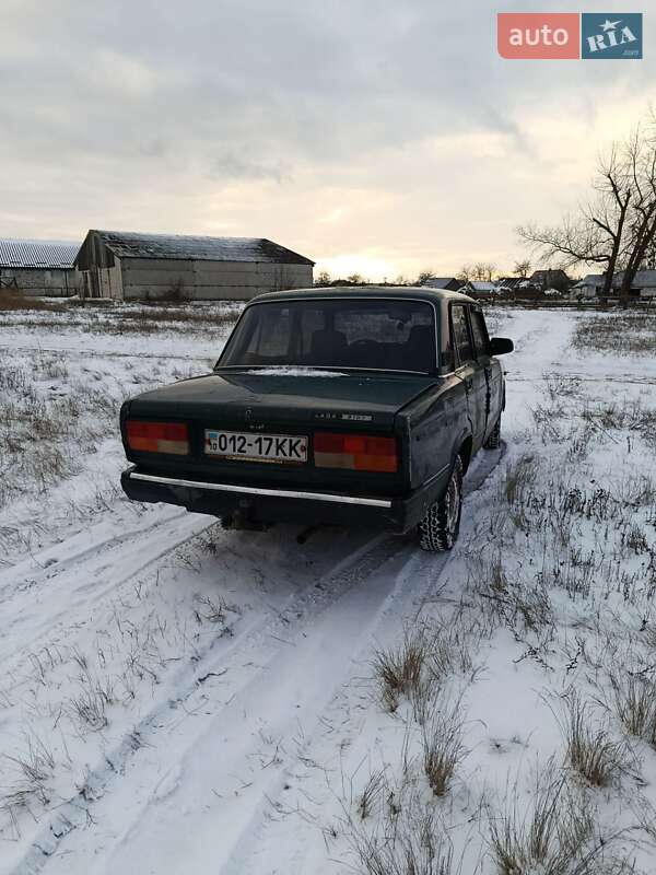 Седан ВАЗ / Lada 2107 1991 в Любешове