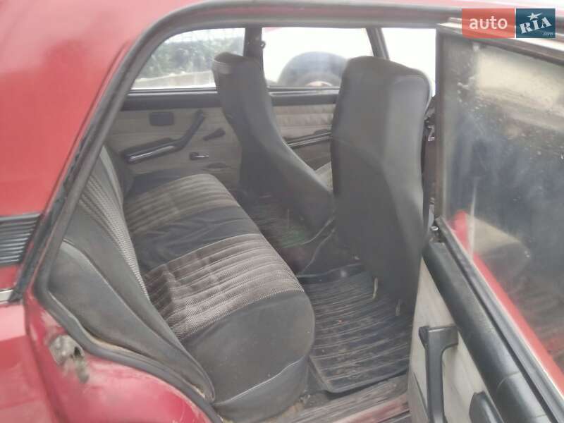 Седан ВАЗ / Lada 2107 1990 в Каменском фото 7 Седан ВАЗ / Lada 2107 1990 в Каменском