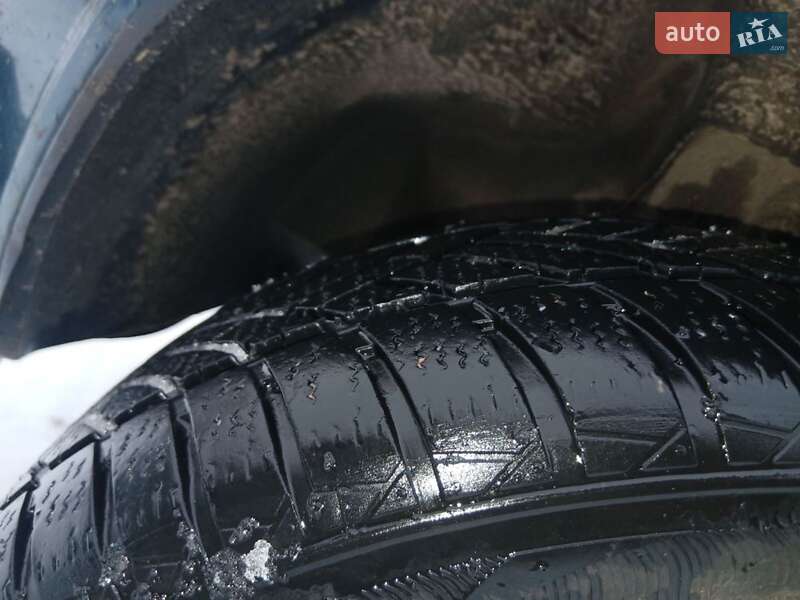 Седан ВАЗ / Lada 2107 1996 в Казатине фото 8 Седан ВАЗ / Lada 2107 1996 в Казатине