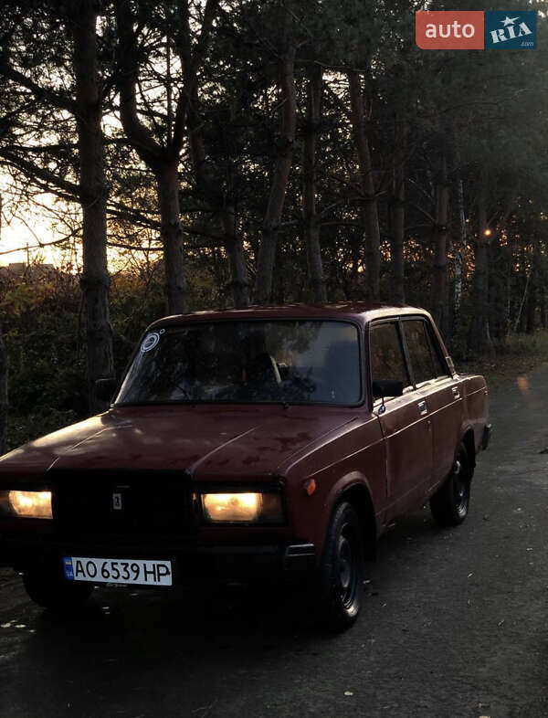 ВАЗ / Lada 2107 1988 ВАЗ / Lada 2107 1988