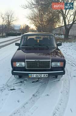 Седан ВАЗ 2107 2001 в Кременчуці