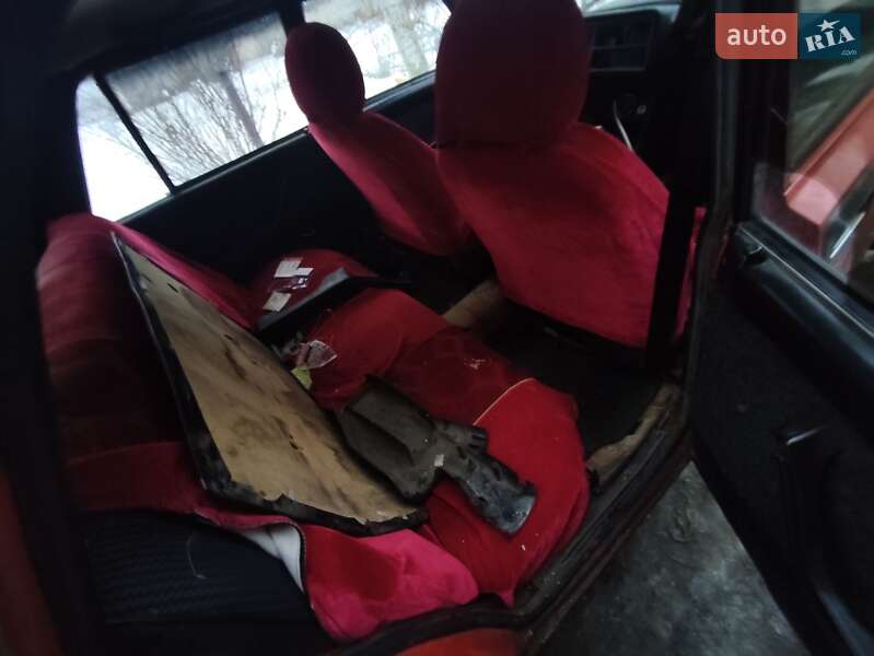 Седан ВАЗ / Lada 2107 1994 в Подільську