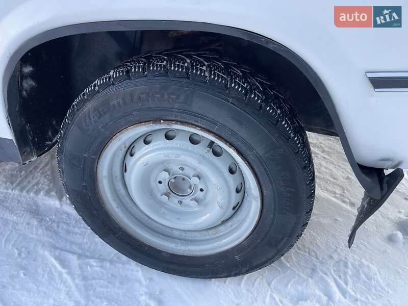 Седан ВАЗ / Lada 2107 2003 в Тернополе