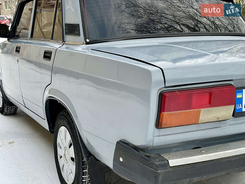 Седан ВАЗ / Lada 2107 2010 в Богодухове