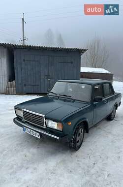 Седан ВАЗ 2107 2004 в Косові