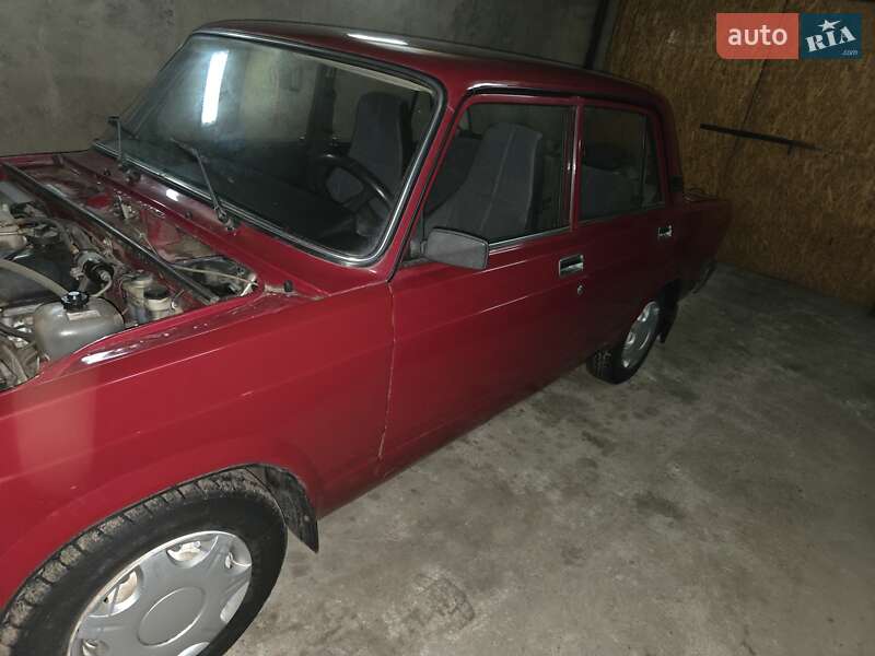 Седан ВАЗ / Lada 2107 2008 в Березнеговатом