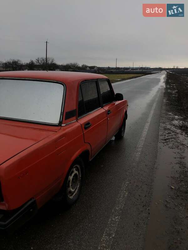 Седан ВАЗ / Lada 2107 1992 в Синельниково