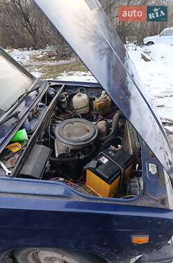 Седан ВАЗ 2107 2004 в Дніпрі
