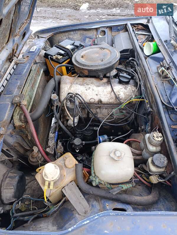 Седан ВАЗ / Lada 2107 2004 в Днепре