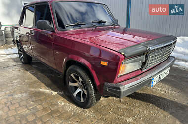 Седан ВАЗ 2107 2004 в Сторожинці