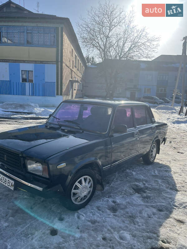 Седан ВАЗ / Lada 2107 1984 в Попельне фото 9 Седан ВАЗ / Lada 2107 1984 в Попельне