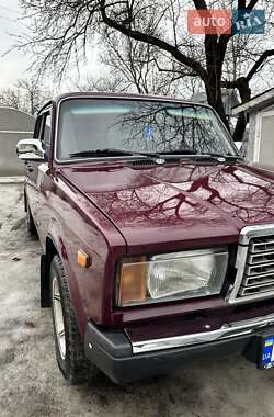 Седан ВАЗ 2107 2004 в Черновцах