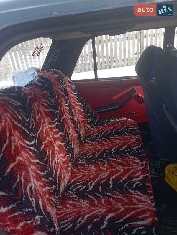 Седан ВАЗ / Lada 2107 1999 в Вышгороде