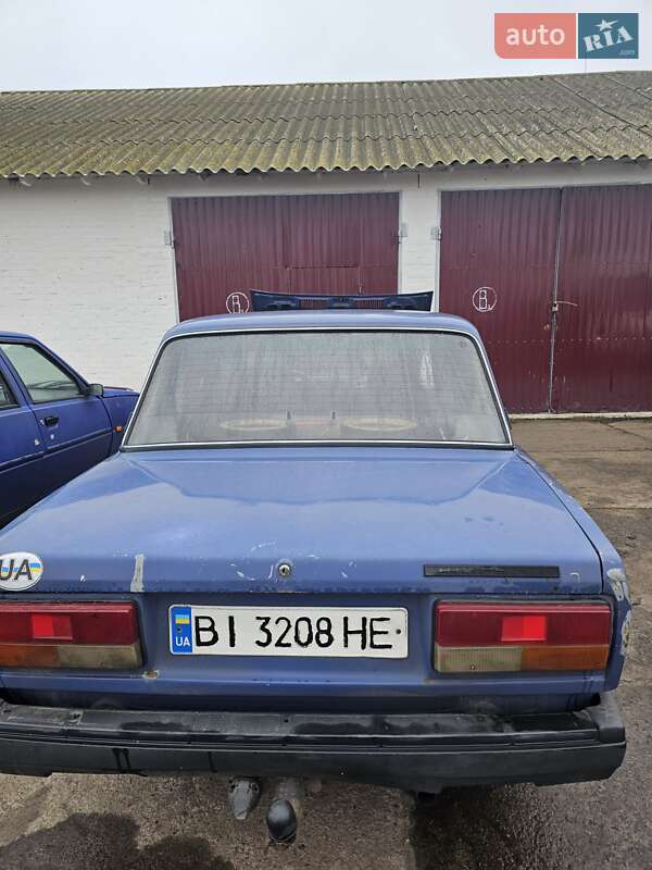 Седан ВАЗ / Lada 2107 2003 в Семеновке