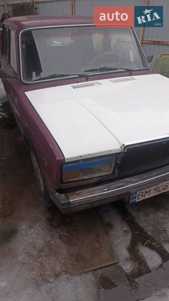 Седан ВАЗ / Lada 2107 2000 в Сумах