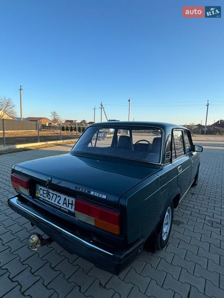 Седан ВАЗ / Lada 2107 2006 в Черновцах
