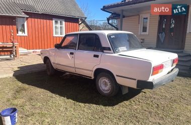 Седан ВАЗ 2107 1984 в Луковцах