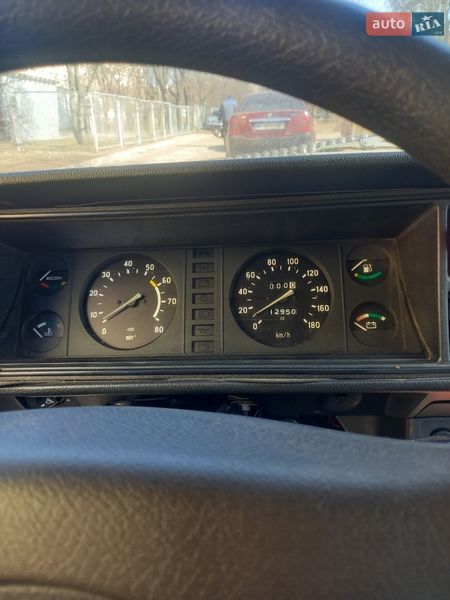 Седан ВАЗ / Lada 2107 2004 в Киеве