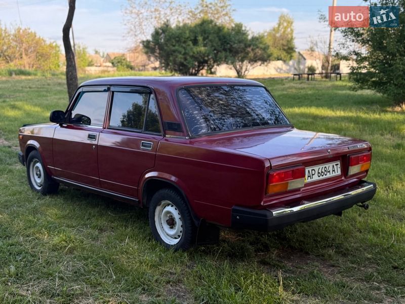 Седан ВАЗ / Lada 2107 2006 в Запорожье