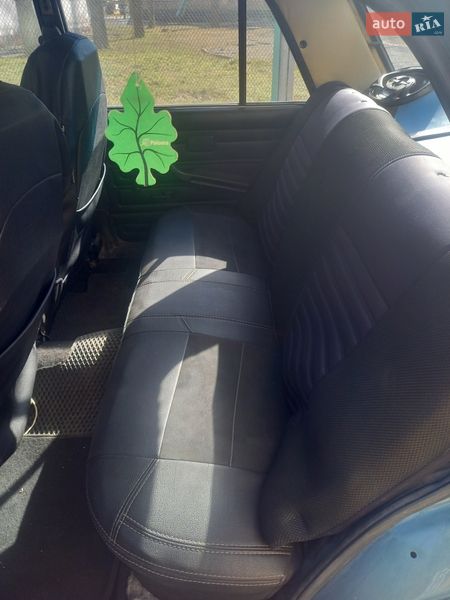 Седан ВАЗ / Lada 2107 2004 в Киеве