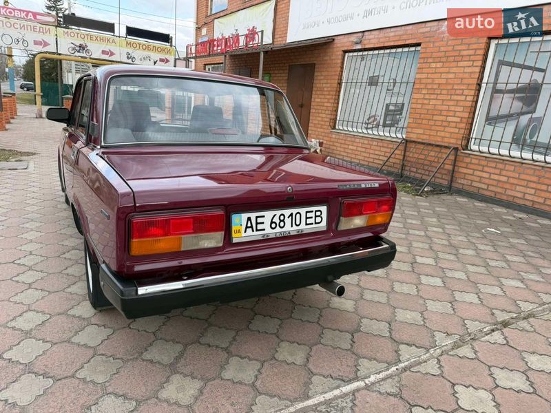 Седан ВАЗ / Lada 2107 2005 в Апостолово