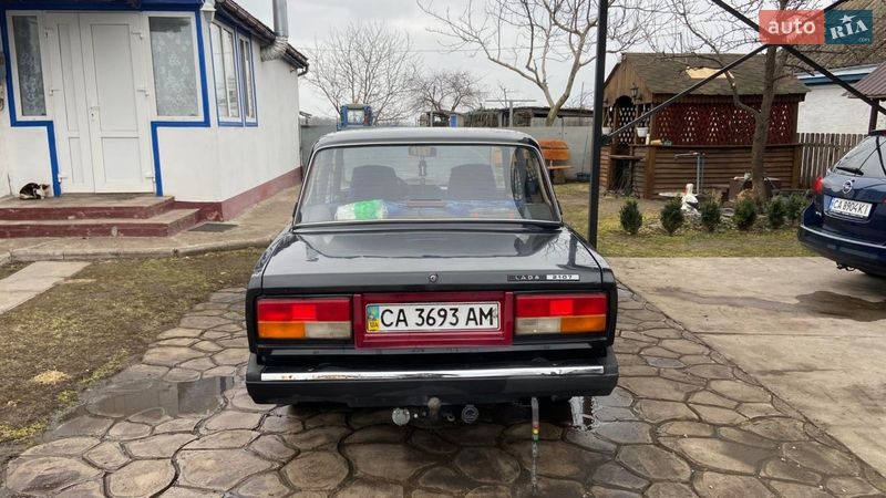 Седан ВАЗ / Lada 2107 2007 в Чернобае