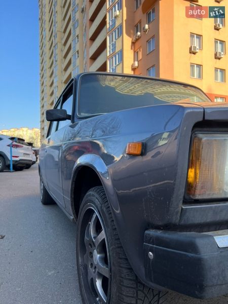Седан ВАЗ / Lada 2107 2008 в Киеве