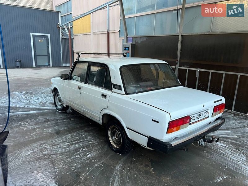 Седан ВАЗ / Lada 2107 1995 в Каменец-Подольском