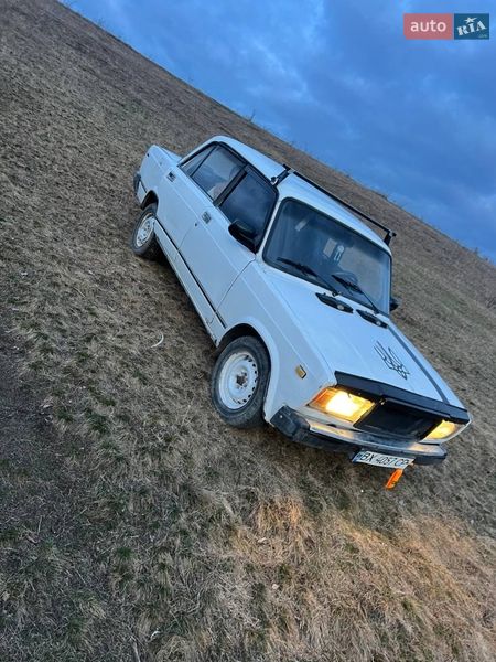 Седан ВАЗ / Lada 2107 1995 в Каменец-Подольском