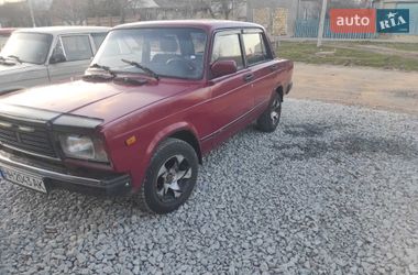 Седан ВАЗ 2107 1982 в Раздельной