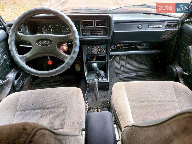 Седан ВАЗ / Lada 2107 2001 в Тростянце