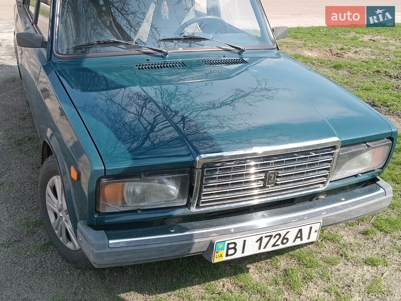 Седан ВАЗ / Lada 2107 2006 в Миргороде