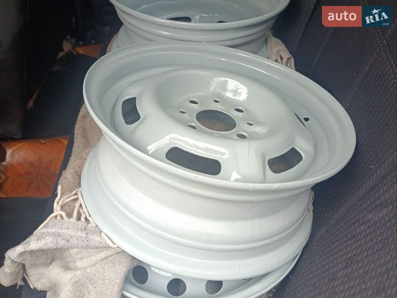 Седан ВАЗ / Lada 2107 1998 в Буче