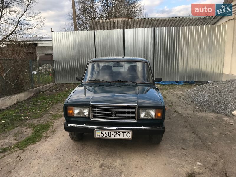 Седан ВАЗ / Lada 2107 2002 в Тернополі