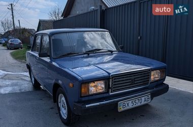 Седан ВАЗ / Lada 2107 2005 в Ярмолинцах