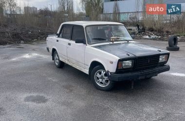 Седан ВАЗ 2107 1996 в Броварах