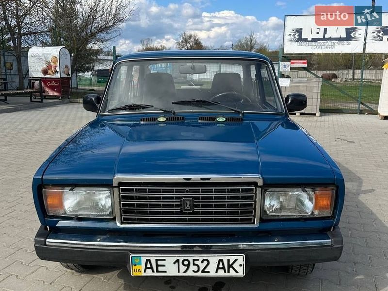 Седан ВАЗ / Lada 2107 2004 в Томашполі