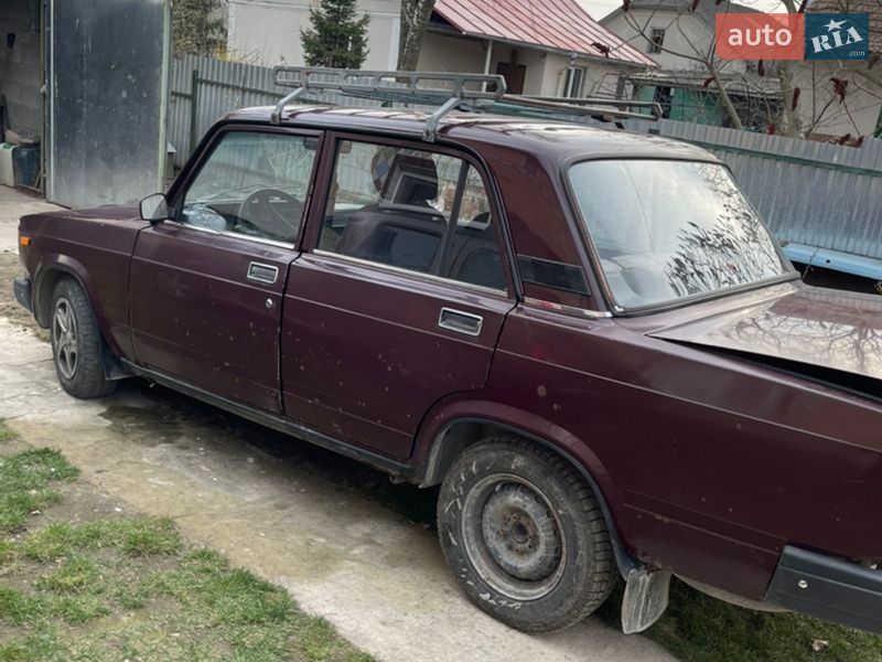 Седан ВАЗ / Lada 2107 2006 в Козове
