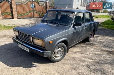 Седан ВАЗ 2107 2007 в Черновцах