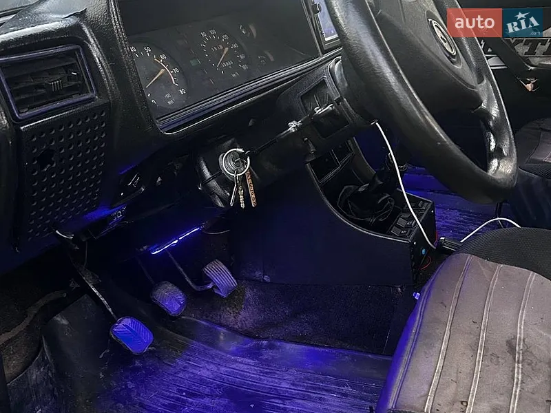 ВАЗ / Lada 2107 1992 VIN XTA210700N0692119 фото оголошення 14 з 35