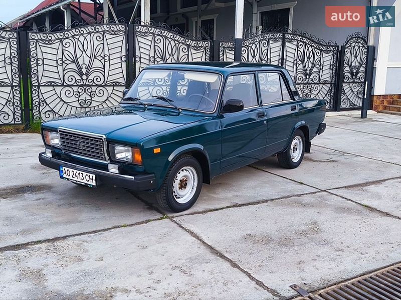Седан ВАЗ / Lada 2107 2009 в Виноградове