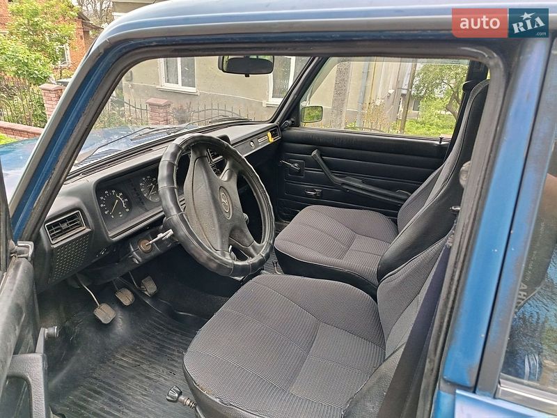 Седан ВАЗ / Lada 2107 2001 в Перемышлянах