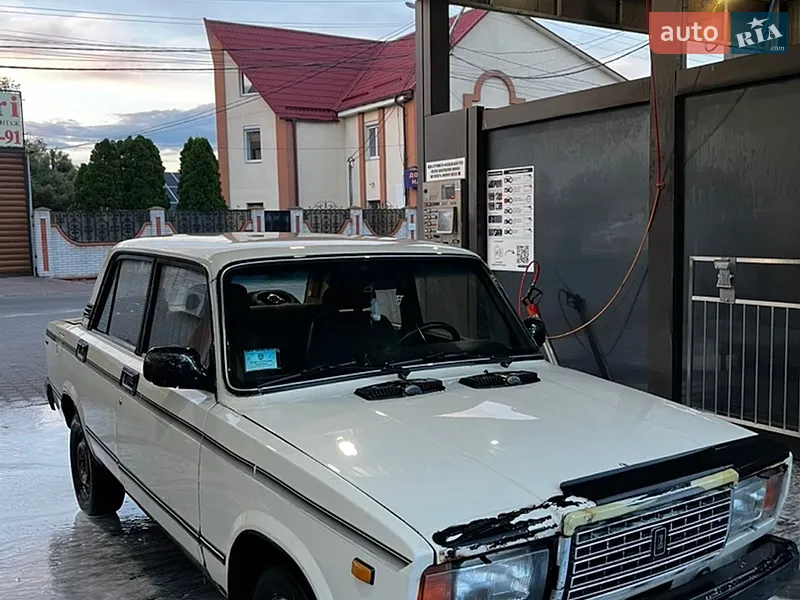 ВАЗ / Lada 2107 2000